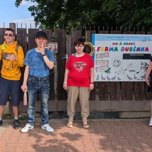 Školní výlet SŠ Ostrava na farmu Duběnka